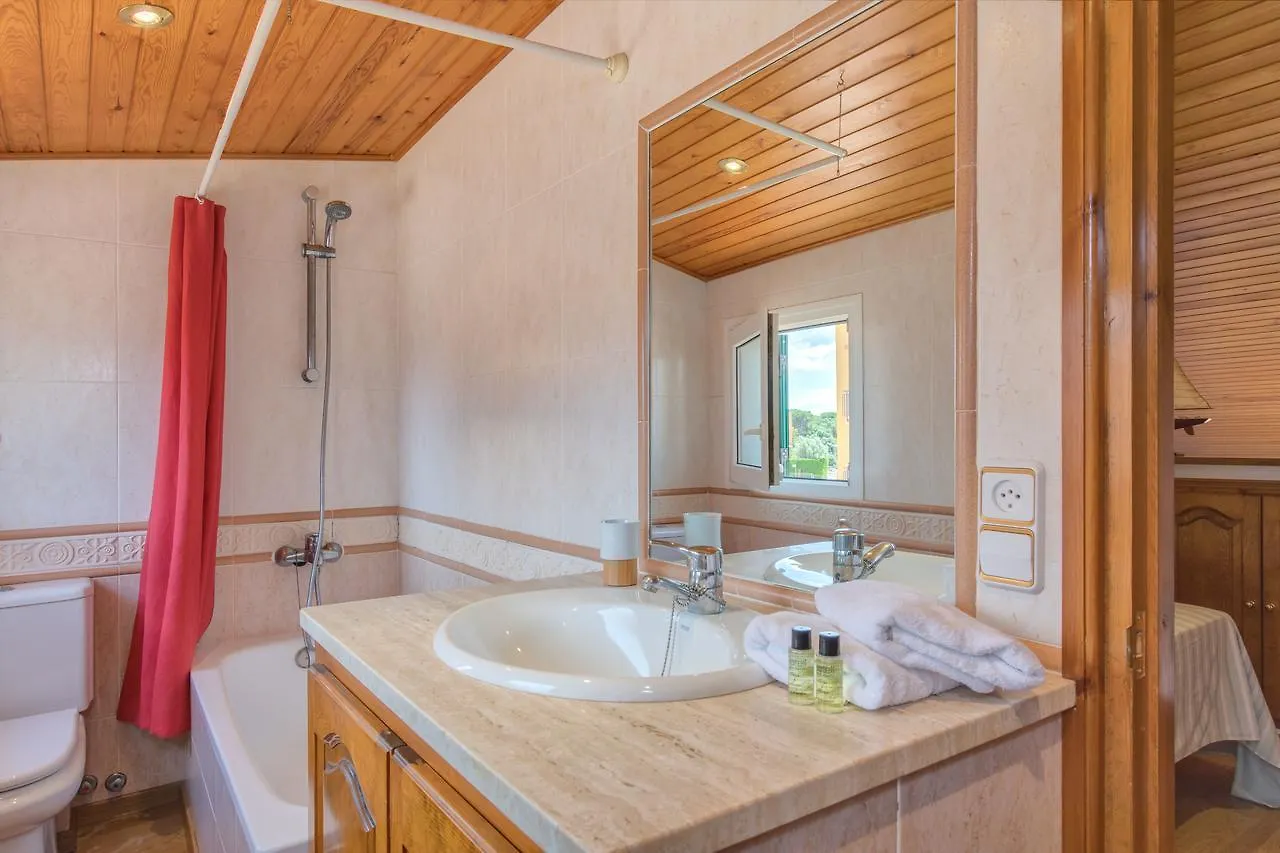 Flateli Begur Apartment
