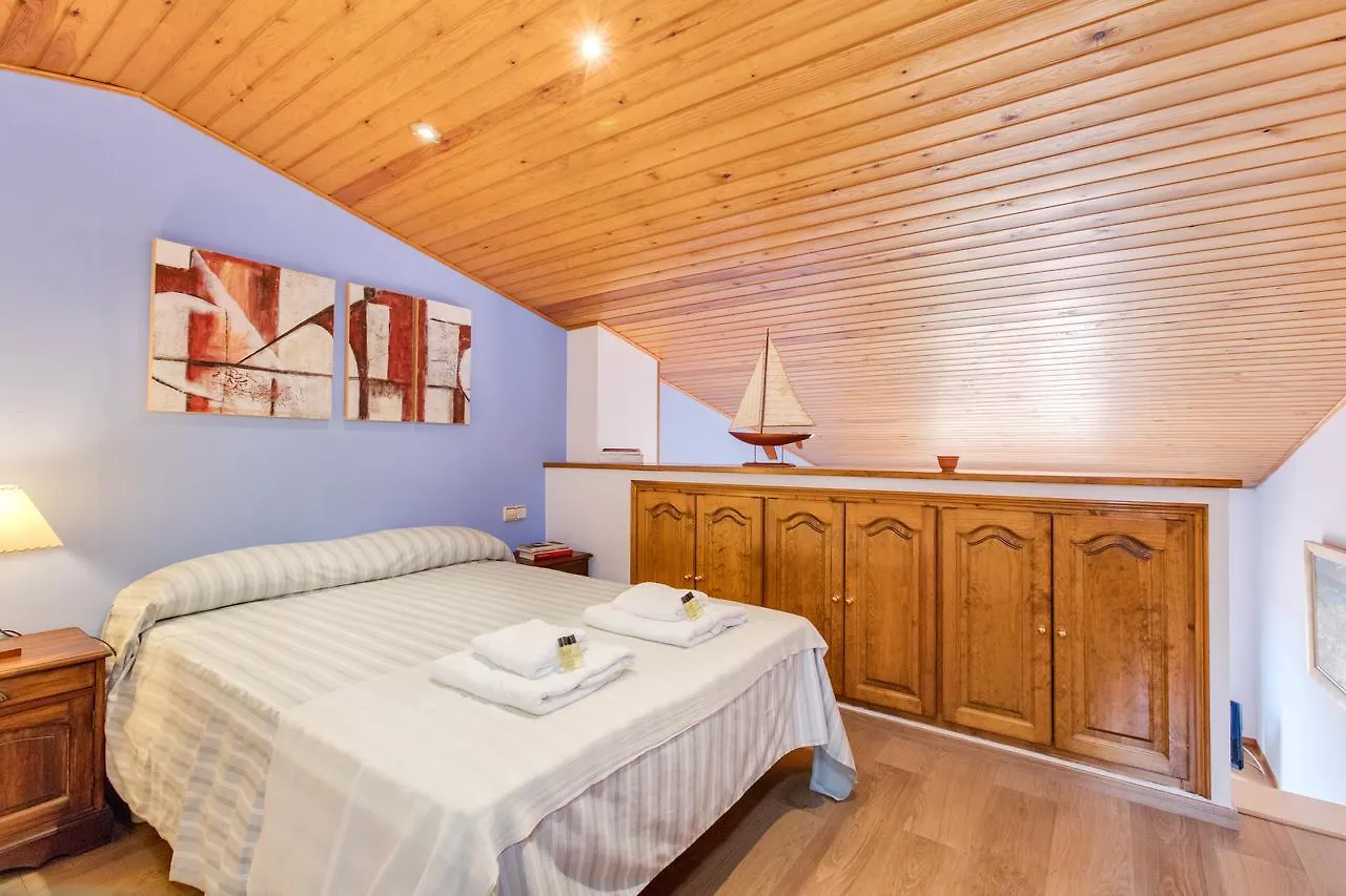 Flateli Begur Apartment
